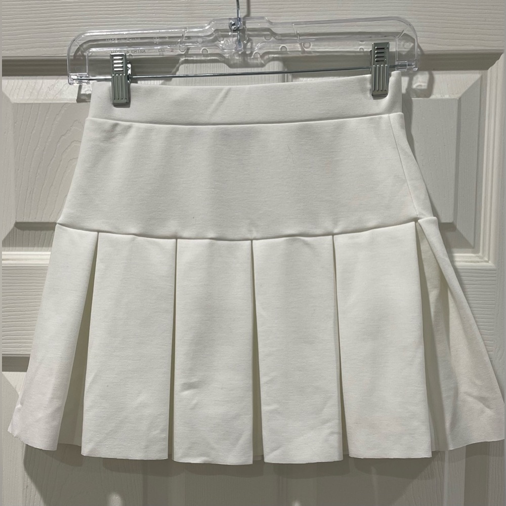 Lioness White Pleated Mini Skirt Size XS